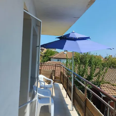 за гости бранко и приятели بيت ضيافة *