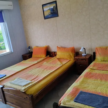 за гости бранко и приятели Guest house